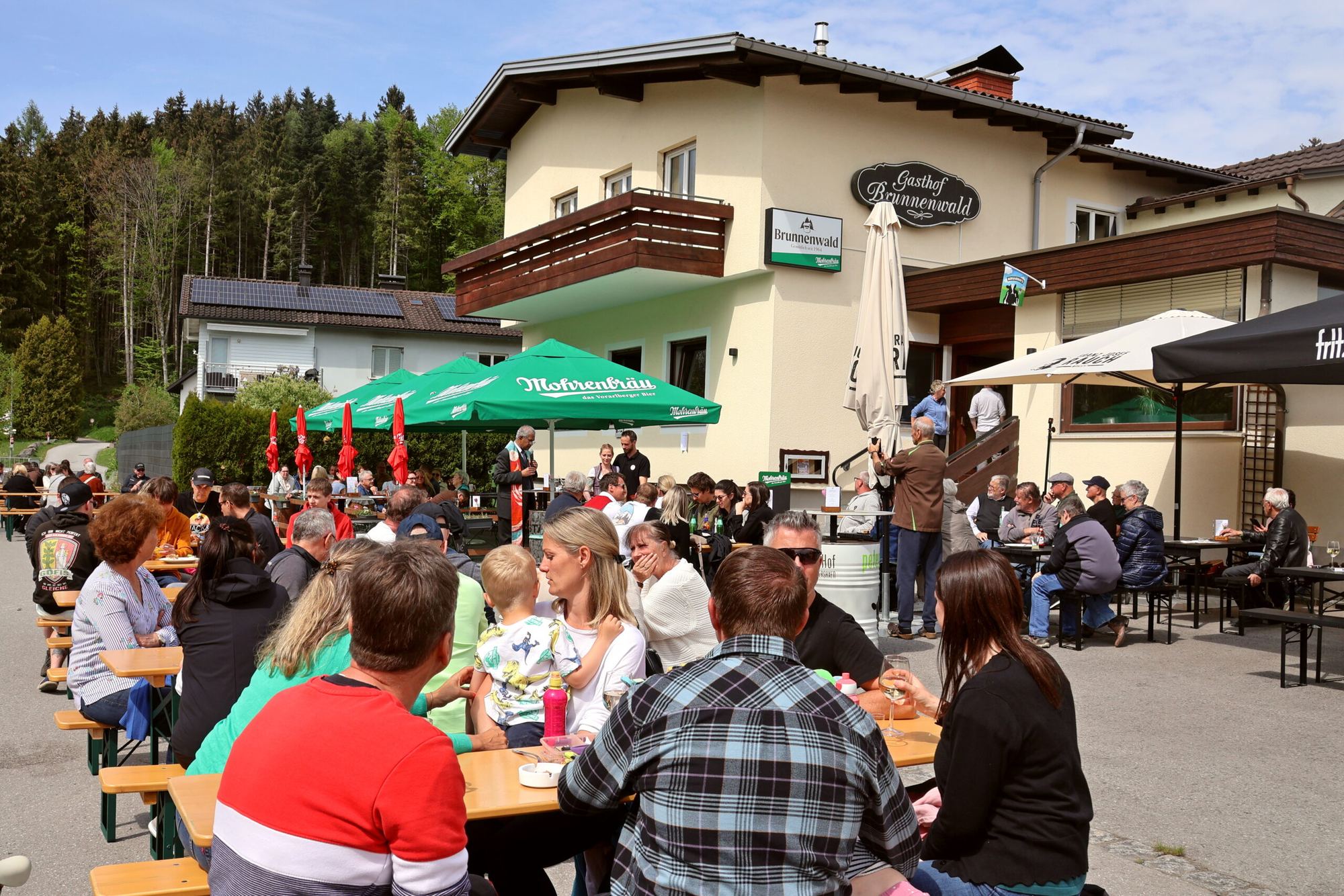 Gasthaus Brunnenwald in Göfis – Gastgarten
